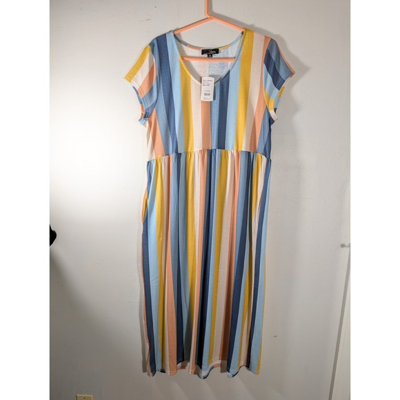 Suzanne Betro Dresses & Skirts - Suzanne Betro, Stripes, Pockets, Casual, Short Sleeve‎ XL NEW